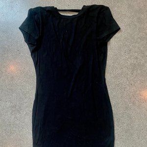 Black t-shirt dress open back top - NEW